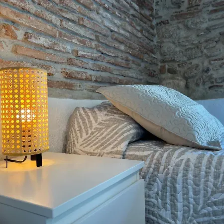 Homestay La Casa Del Arco *